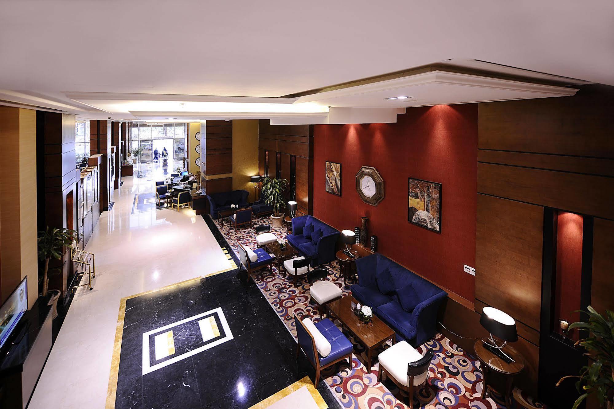 Qaser Al Hamra By Warwick Riade Exterior foto